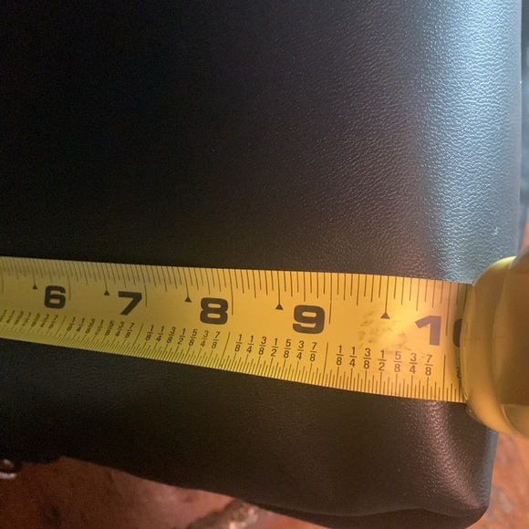 NWT gleaming chain trim with a pillowy knotted shoulder strap classy elegant - Picture 10 of 16